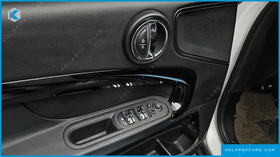 MINI COUNTRYMAN CLASSIC