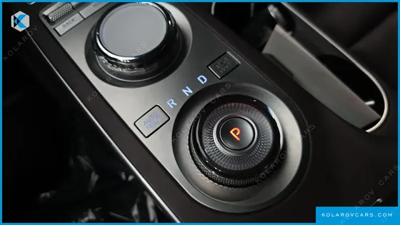 GENESIS GV70 2.5T GASOLINE 2WD