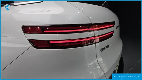 GENESIS GV70 2.5T GASOLINE 2WD