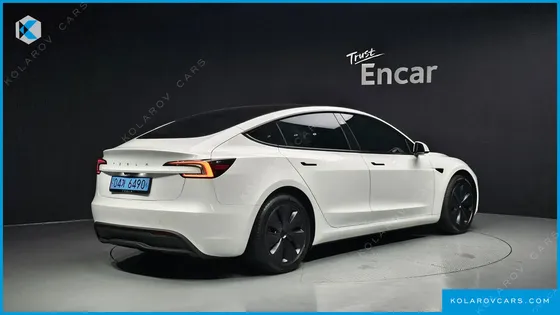 TESLA MODEL 3 RWD