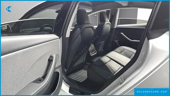 TESLA MODEL 3 RWD