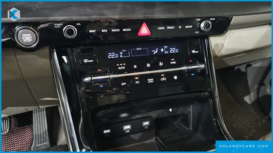 KIA CARNIVAL GASOLINE 7-SEATER SIGNATURE