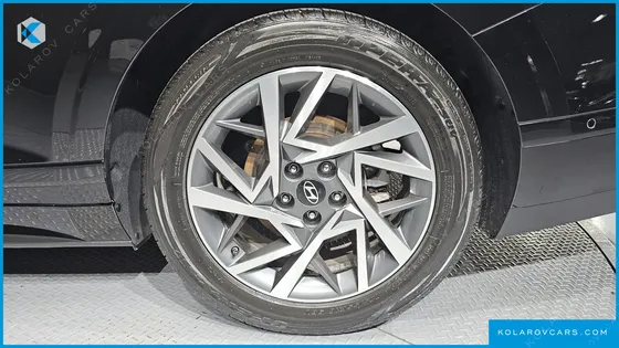 HYUNDAI GRANDEUR EXCLUSIVE