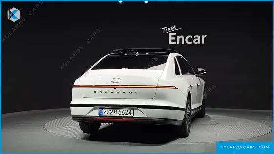 HYUNDAI GRANDEUR CALLIGRAPHY