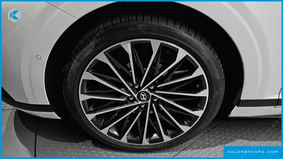 HYUNDAI GRANDEUR CALLIGRAPHY