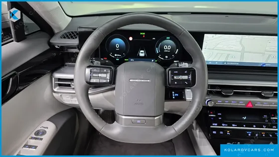 HYUNDAI GRANDEUR PREMIUM