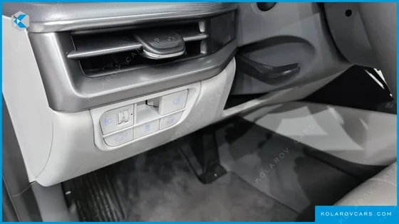 HYUNDAI GRANDEUR PREMIUM