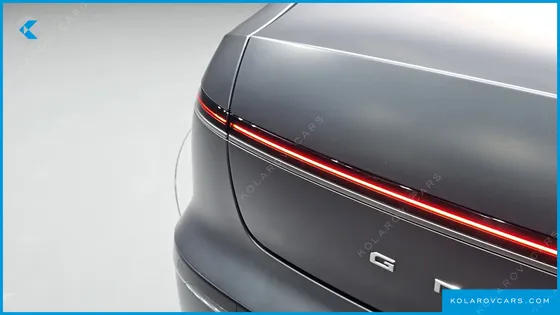 HYUNDAI GRANDEUR PREMIUM