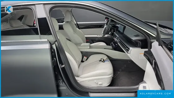 HYUNDAI GRANDEUR PREMIUM