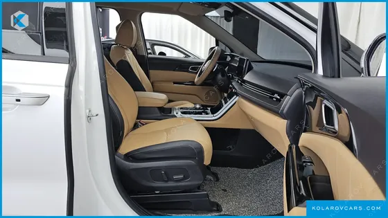 KIA CARNIVAL 9-SEATER SIGNATURE