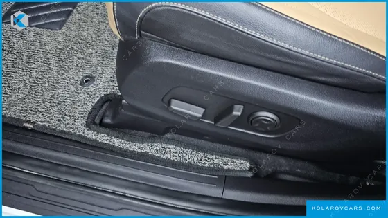 KIA CARNIVAL 9-SEATER SIGNATURE