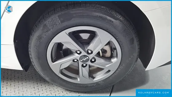 KIA K5 2.0 LPI(RENTER CAR)