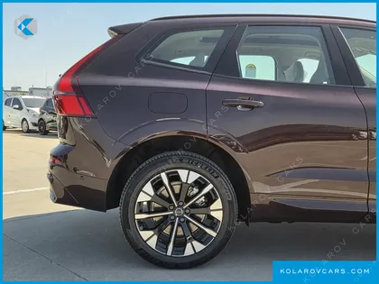 VOLVO XC60 B5 ULTRA DARK AIR SUS