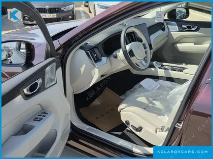 VOLVO XC60 B5 ULTRA DARK AIR SUS