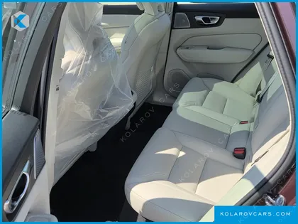 VOLVO XC60 B5 ULTRA DARK AIR SUS
