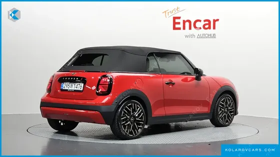MINI COOPER CONVERTIBLE FAVOURED
