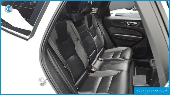 VOLVO XC60 T8 R-DESIGN
