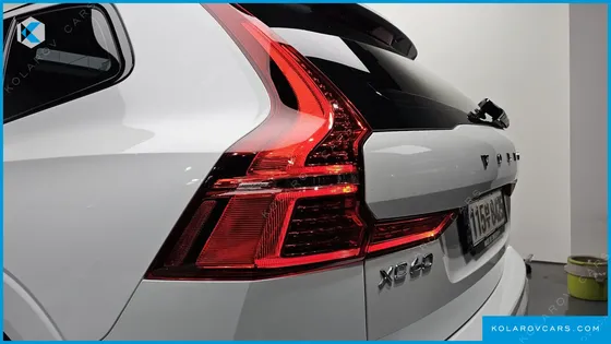 VOLVO XC60 T8 R-DESIGN