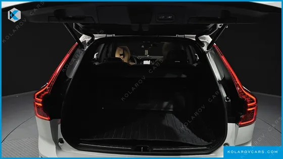 VOLVO XC60 B6 ULTIMATE BRIGHT