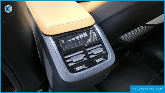 VOLVO XC60 B6 ULTIMATE BRIGHT