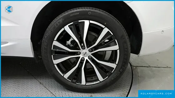 VOLVO XC60 B6 ULTIMATE BRIGHT