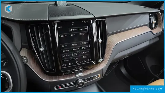 VOLVO XC60 B5 INSCRIPTION