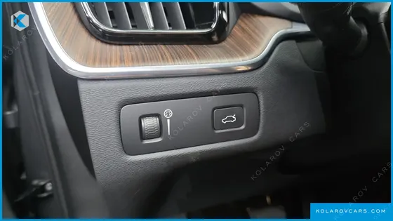 VOLVO XC60 B5 INSCRIPTION