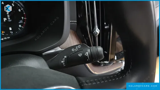 VOLVO XC60 B5 INSCRIPTION
