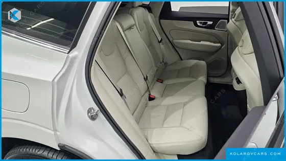 VOLVO XC60 B5 ULTRA BRIGHT AIR SUS