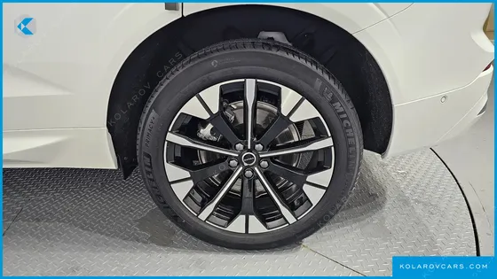 VOLVO XC60 B5 ULTRA BRIGHT AIR SUS