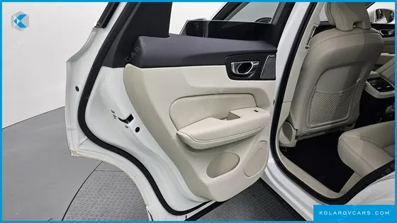 VOLVO XC60 B5 ULTRA BRIGHT AIR SUS