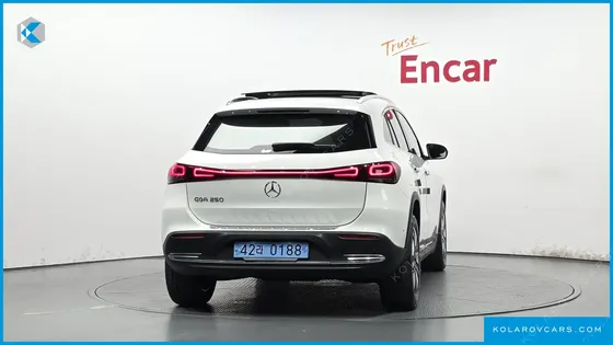 MERCEDES EQA EQA250