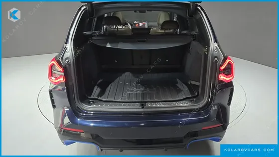 BMW IX3 M SPORTS