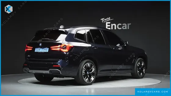 BMW IX3 M SPORTS
