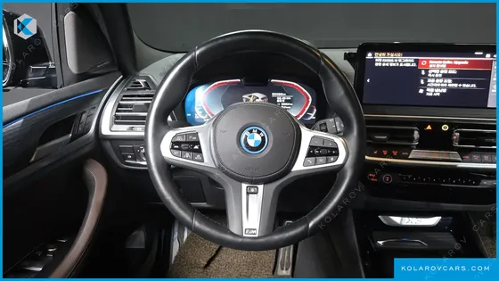 BMW IX3 M SPORTS