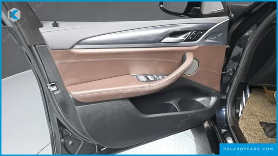 BMW IX3 M SPORTS