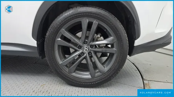 LEXUS NX PREMIUM