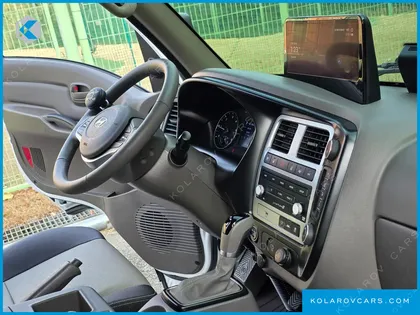 HYUNDAI PORTER II SUPER CABIN LPG
