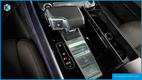 AUDI A8 60 TFSI QUATTRO LWB