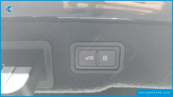 AUDI A8 60 TFSI QUATTRO LWB