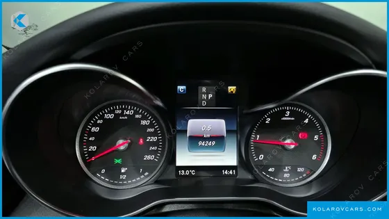 MERCEDES C-CLASS C220 D AVANTGARDE