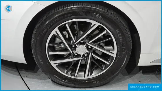 HYUNDAI GRANDEUR 2.5