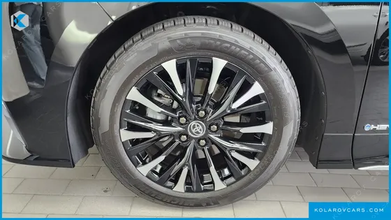 TOYOTA ALPHARD 2.5 HEV EXECUTIVE AWD