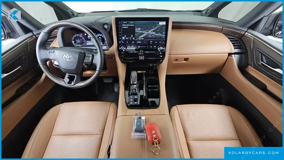 TOYOTA ALPHARD 2.5 HEV EXECUTIVE AWD