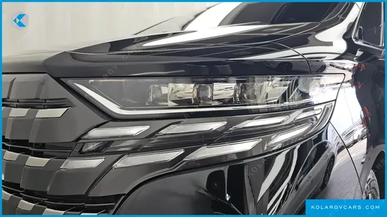 TOYOTA ALPHARD 2.5 HEV EXECUTIVE AWD