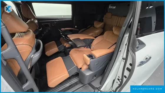 TOYOTA ALPHARD 2.5 HEV EXECUTIVE AWD