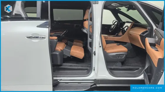 TOYOTA ALPHARD 2.5 HEV EXECUTIVE AWD