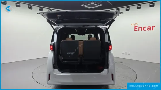 TOYOTA ALPHARD 2.5 HEV EXECUTIVE AWD