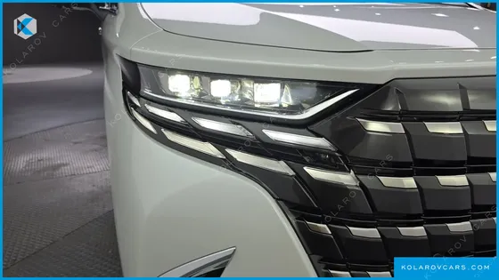 TOYOTA ALPHARD 2.5 HEV EXECUTIVE AWD