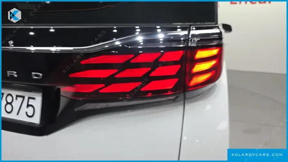 TOYOTA ALPHARD 2.5 HEV EXECUTIVE AWD
